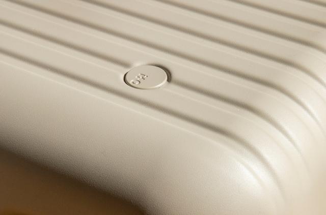 行李箱轮子怎么拆，rimowa 轮子拆卸