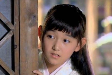 你见过这样的古装蒋依依吗，国民闺女同穿“古装”