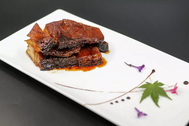 五香熏鱼怎么做的好吃，教你营养好吃的五香熏鱼