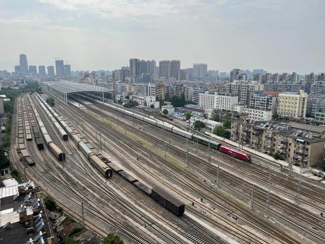 蚌埠站传来新消息，蚌埠火车站周边有关住户注意