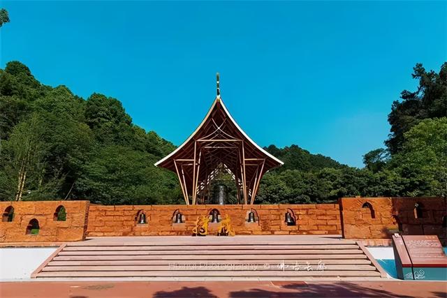 乐山大佛博物馆，这个月去乐山大佛旅游攻略图