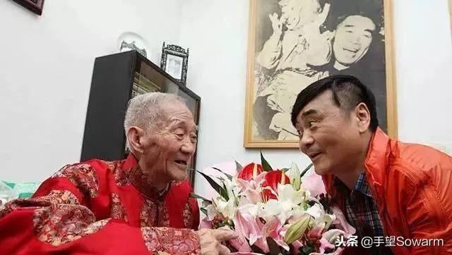 上虞六小龄童现状，都是他妈妈拿到绍兴洗好再送到