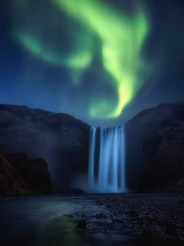 后期全景接片及堆栈操作，并不一定需要昂贵的移轴镜头一样做到