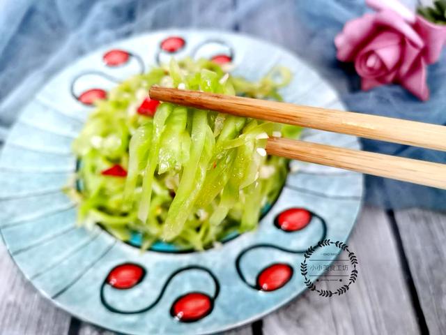 凉拌笋丝的做法，笋丝凉拌正宗做法（做出的#夏日开胃餐#凉拌笋丝越吃越香）