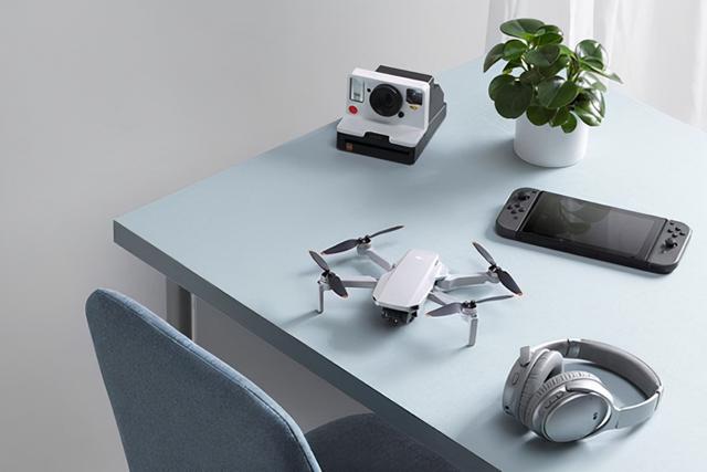 无人机航拍哪个牌子好，航拍无人机各品牌比较（五一野营想带户外无人机）