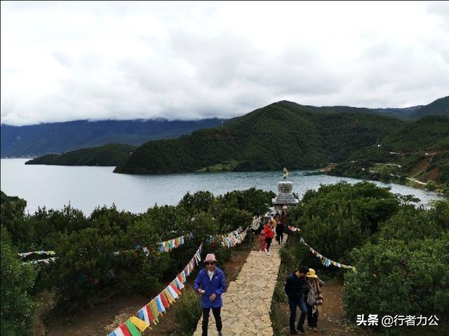 泸沽湖详细介绍，那些藏在春日里的诗意美景
