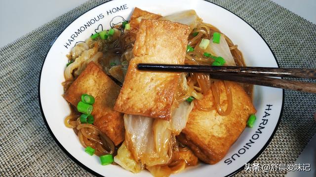 白菜豆腐炖粉条的做法，白菜炖豆腐粉条最好吃做法