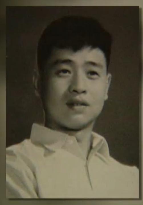 说相声的男演员，他是当之无愧的相声大师（最受欢迎的八大相声演员）