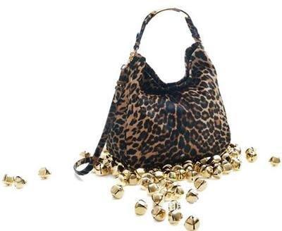 适合年轻女性的轻奢包包品牌，给你推荐十款欧美女士品牌包包