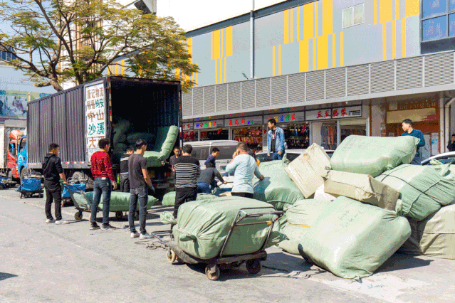 广州沙河服装拿货网，一个年轻人梦想起航的地方...