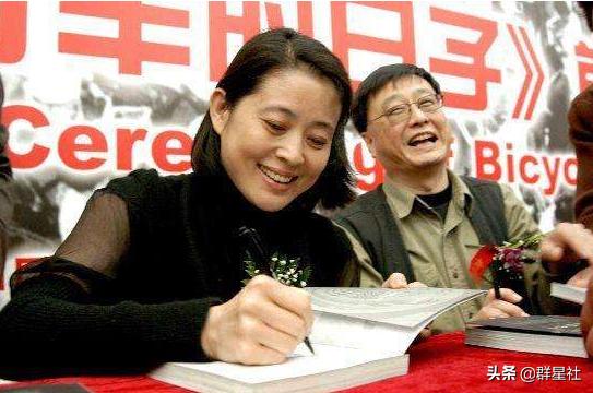 66岁倪萍近照曝光，盘点60岁以上美女明星