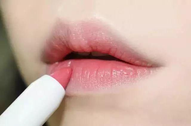 高级感妆容怎么化妆，变高级耐看的“四诀窍”