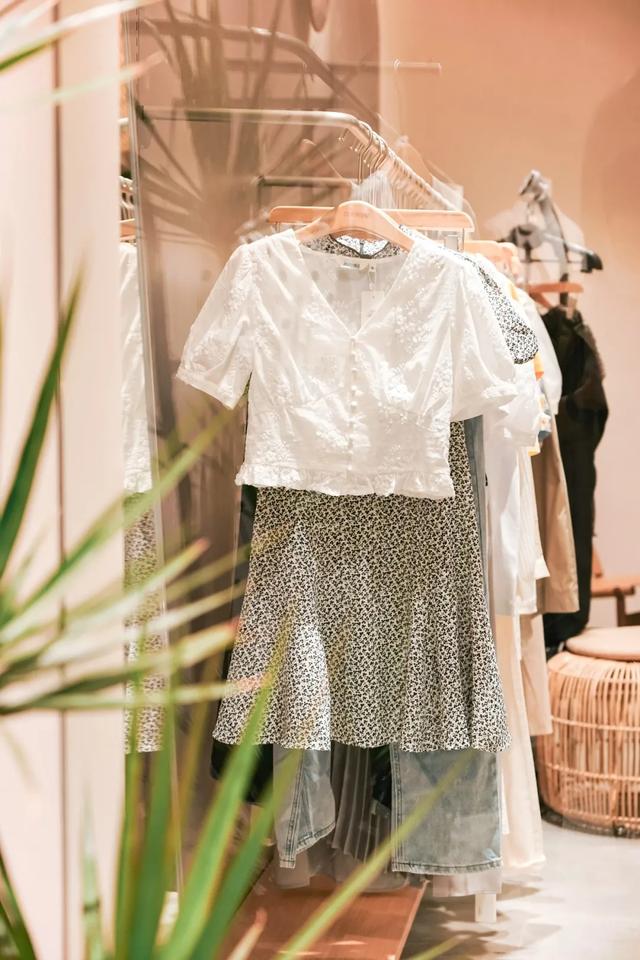 武汉菱角湖万达广场，万达广场菱角湖什么地方