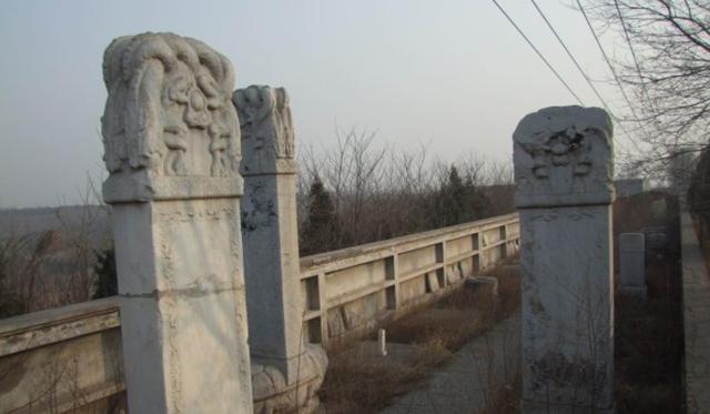 和珅财富之谜真相，真实的和珅大奸大恶