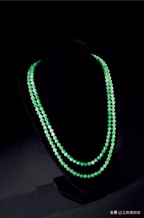 珍贵的绿色佛珠拍卖记录，没想到一串佛珠竟然卖到100万