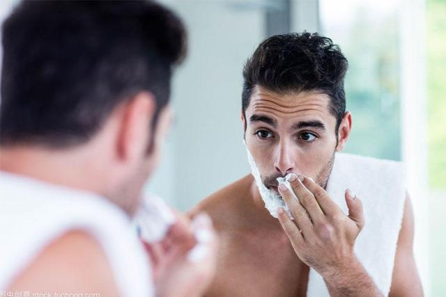 剃须刀怎么刮胡子的步骤，原来刮胡子也是门技术活
