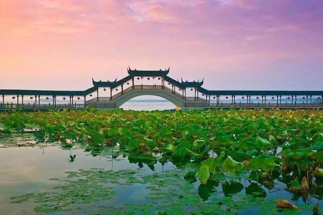 6月份适合旅游的古镇，4月最适合去的24个古镇