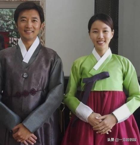 安在旭年轻图片，韩国男明星安在旭现状