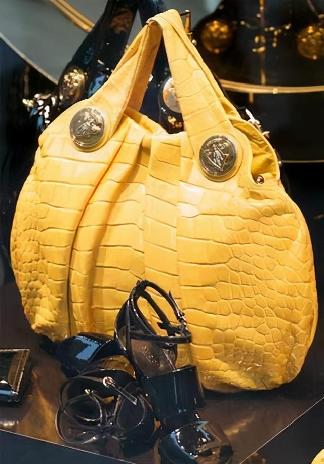 古驰gucci官网旗舰店全白色产品，90白鸭绒贵族高级别要求订单