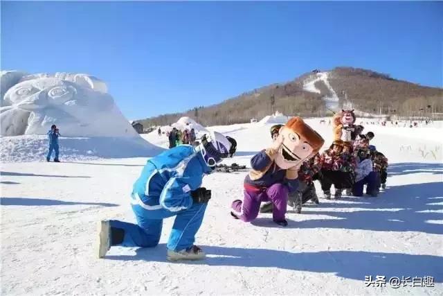 万达长白山滑雪场，长白山滑雪场在哪个地方（长白山万达度假区成国内冰雪赛事集结地）