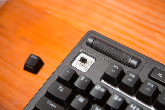 rog机械键盘白色，ROG龙神3代白色版水冷加入618大促