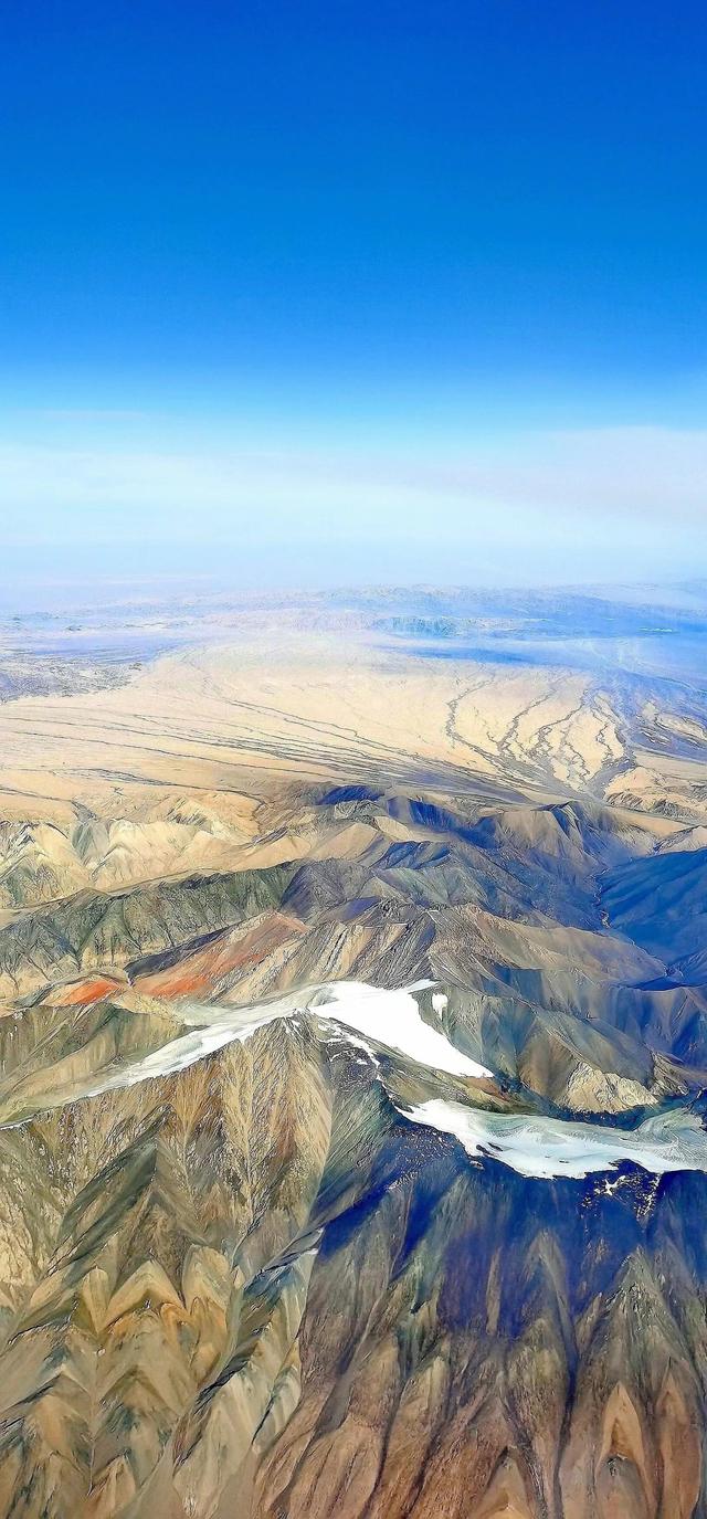 青海长云暗雪山，青海长云孤城遥望玉门关