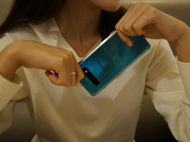 七夕送女朋友什么手机比较好呢？ 送女朋友什么礼物