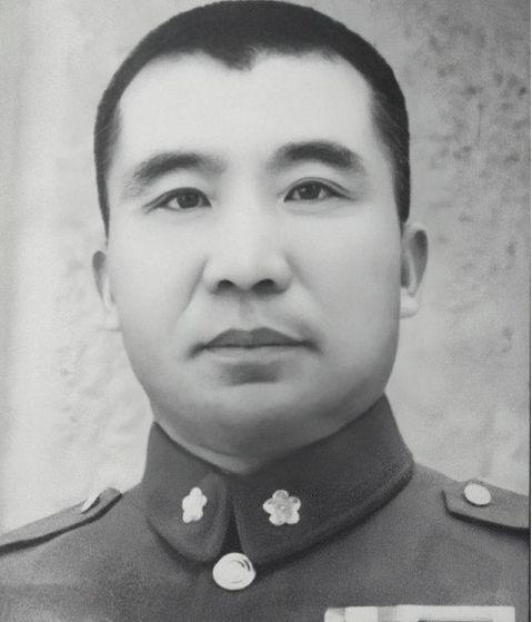 王耀武现任老婆是谁，妻子为何提出离婚