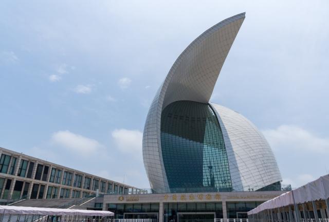 上海临港自贸区，上海临港自贸区怎么建设（解读上海自贸区的临港新片区）