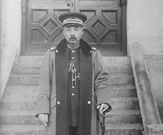 冯巩的爷爷是谁，冯巩家族有多显赫