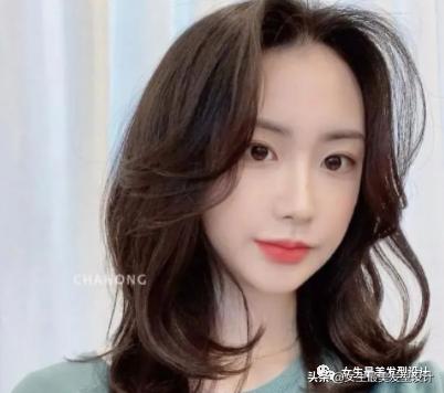 优雅女性发型图，不要选大背头、大妈卷