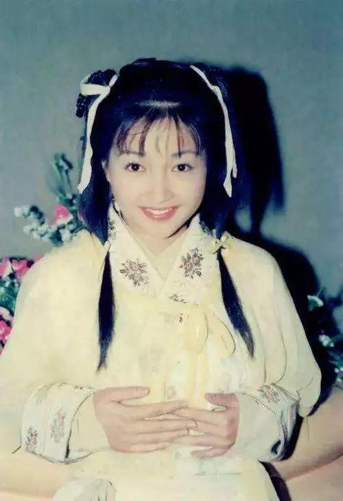 金庸和古龙所代表的江湖，看看金庸与古龙心目中的江湖是什么样子的