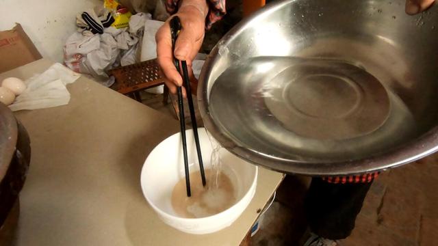 在家自制油条面粉怎么做，普通面粉做油条