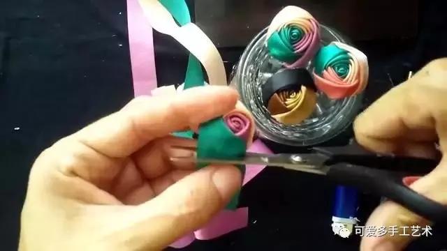 三色丝带玫瑰花朵做法大全，浪漫酷炫的三色丝带玫瑰