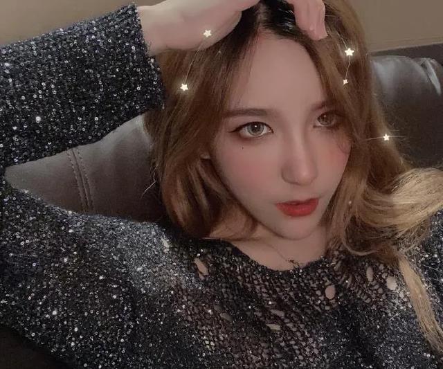 rita电竞椅，rita颜值好高（迪锐克斯电竞椅联手Rita助力女性电竞游戏市场）