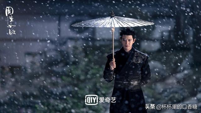 一生一世任嘉伦白鹿合照红底，任嘉伦帅气白鹿靓丽