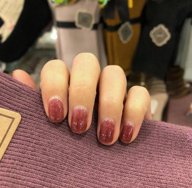 好看的显白的纯色美甲推荐，好看又显白系列美甲