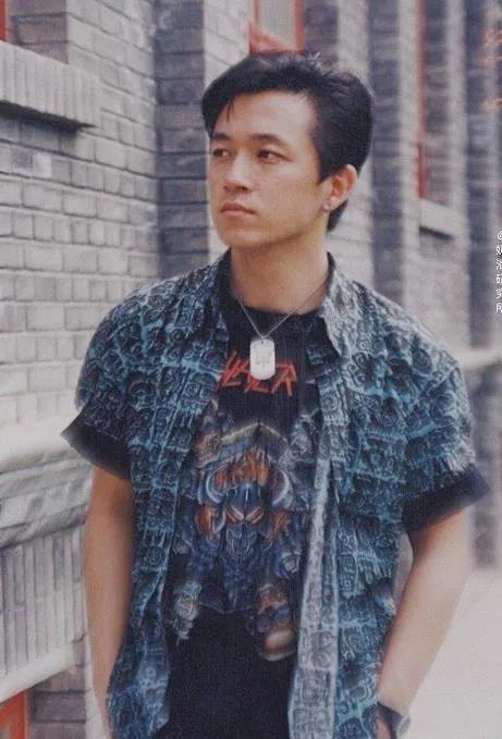 40岁的董洁为何至今嫁不出去，深扒白莲花董洁的黑红成名史