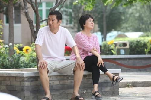 张国立邓婕个人简介，二婚嫁给张国立