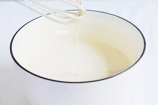 怎么样自己在家做煎饼果子，1分钟学会做煎饼果子