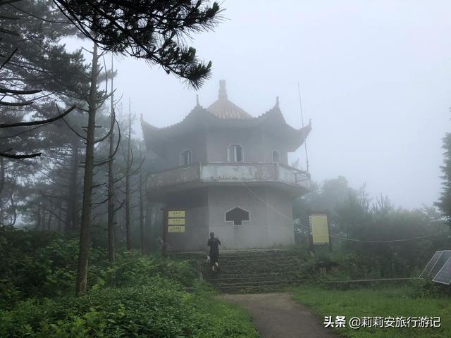 徒步南迦巴瓦峰最佳观景台，雾中徒步薄刀峰