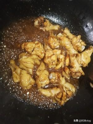 饭店地锅鸡和贴饼子的正宗做法，风靡大江南北的一道硬菜“地锅鸡”最正宗的做法