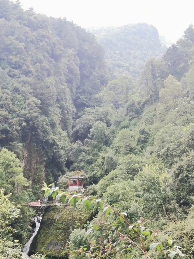 大理苍山游玩攻略，大理苍山旅游攻略自助游（大理苍山游玩攻略）