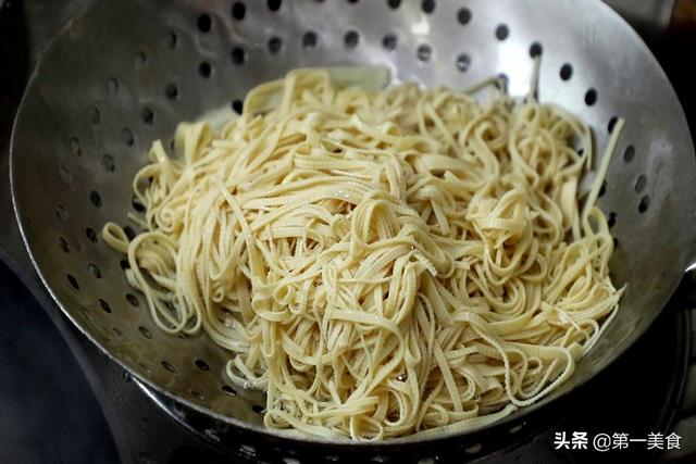 豆腐皮煮多久熟，如何煮干豆腐皮好吃（怪不得在饭店那么受欢迎）