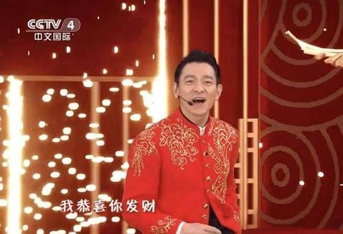 贾玲和岳云鹏的原名，贾玲胖成表情包