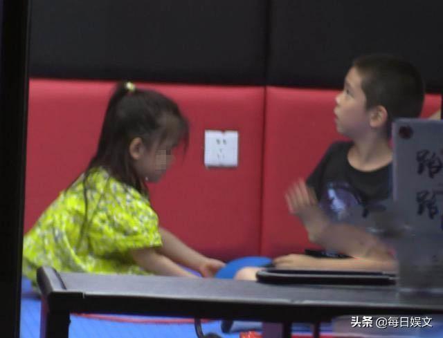 霍思燕有二胎女儿，杜江和霍思燕现在怎样