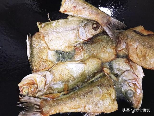 荆州刁子鱼做法，湖北传统经典美食