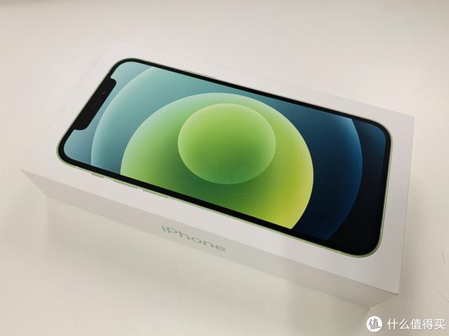 iphone12分冷暖屏么，暖屏让我心发慌