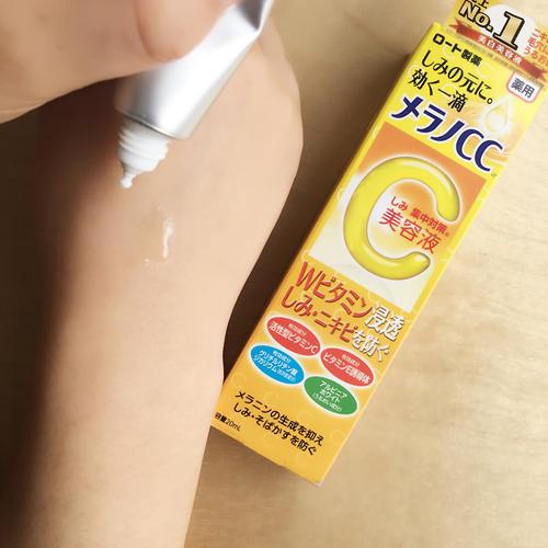 什么样的精华好用平价，这些精华都是很平价的