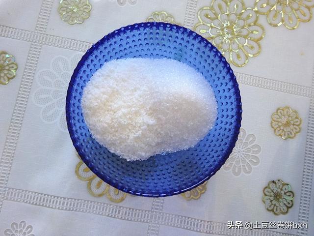 炸糕怎么炸的外酥里嫩，买不来糖糕可以在家炸